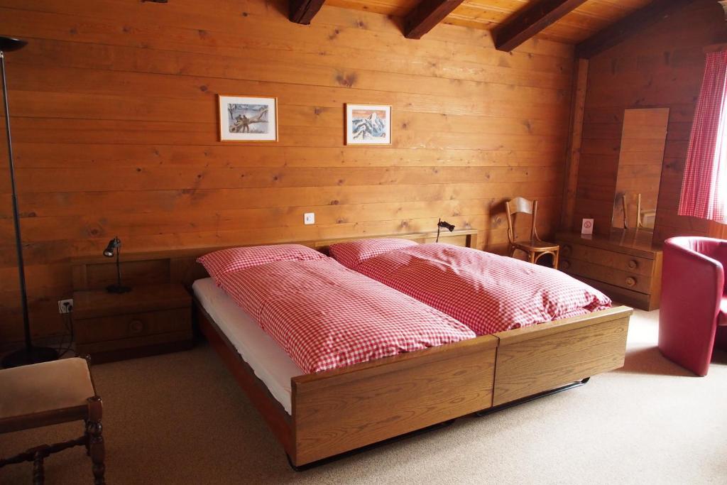 Hotel Simmental Boltigen Oda fotoğraf